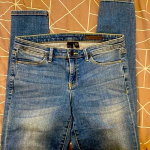 Lightly worn club Monaco jeans!